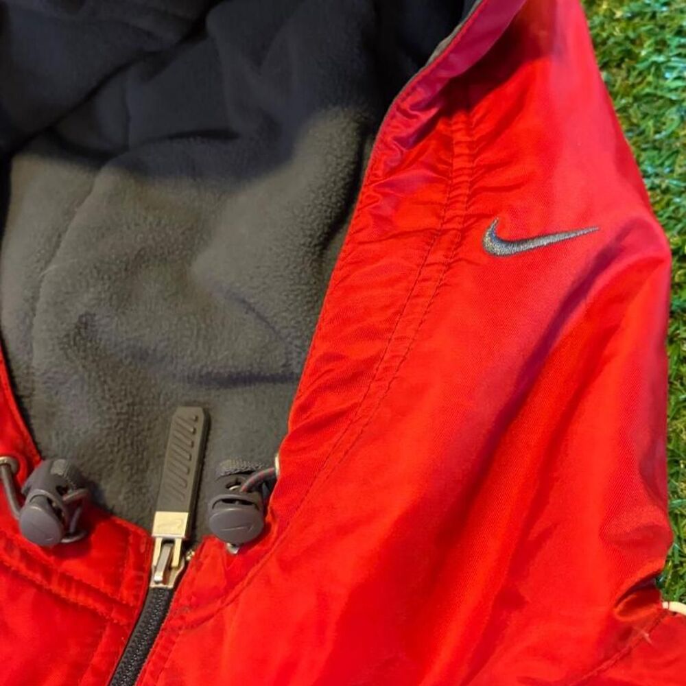 Nike Men's Red Jacket - Picture 2 of 6